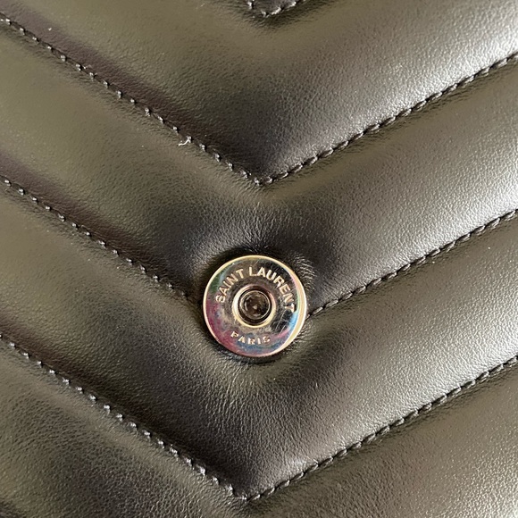 TRADE 🤩 YSL Large LouLou Saint Laurent CHAIN BAG QUILTED LEATHER BLACK on Blac - Picture 14 of 16